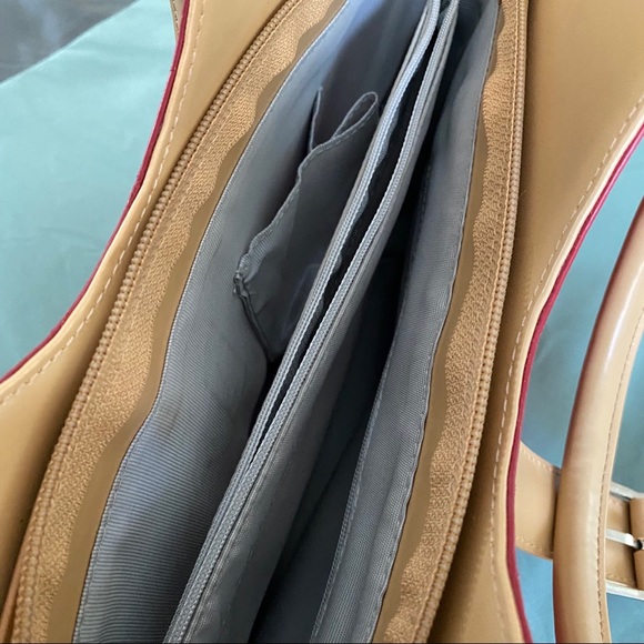 Cute Red handbag - Picture 3 of 5